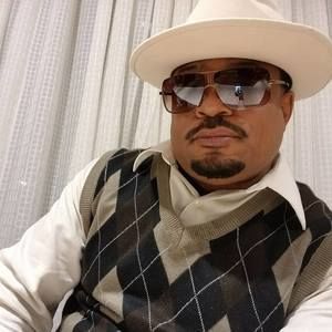 Meet your Posher, Kelvin